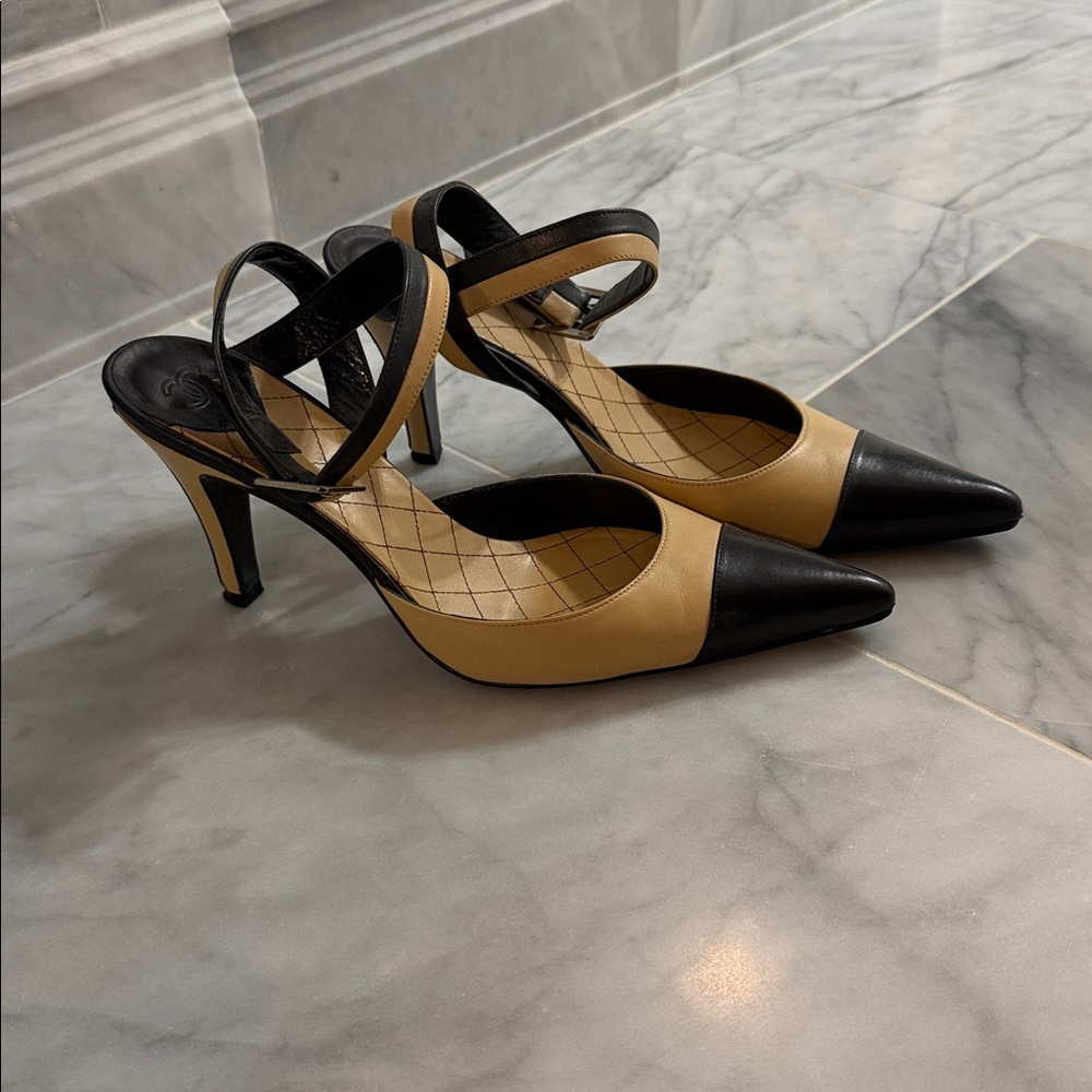 CHANAL Elegant Black and Tan Women's Heels - Picture 2 of 8